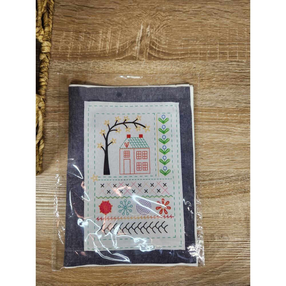 Embroidery Set- New -‎ Perfect for Beginners
